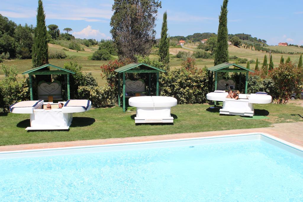 Il Nido D'Amore - Lorenzana Colombaie Bed and Breakfast Buitenkant foto